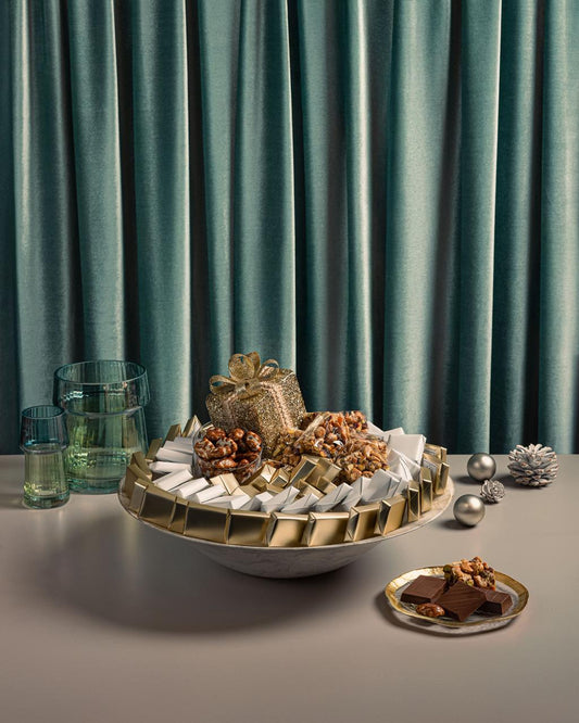 Off-white snowlight elegance